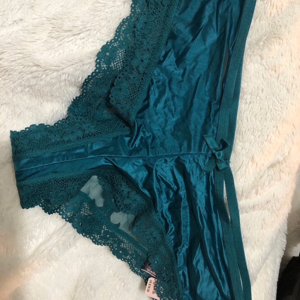 Victoria’s Secret Very Sexy Cheeky